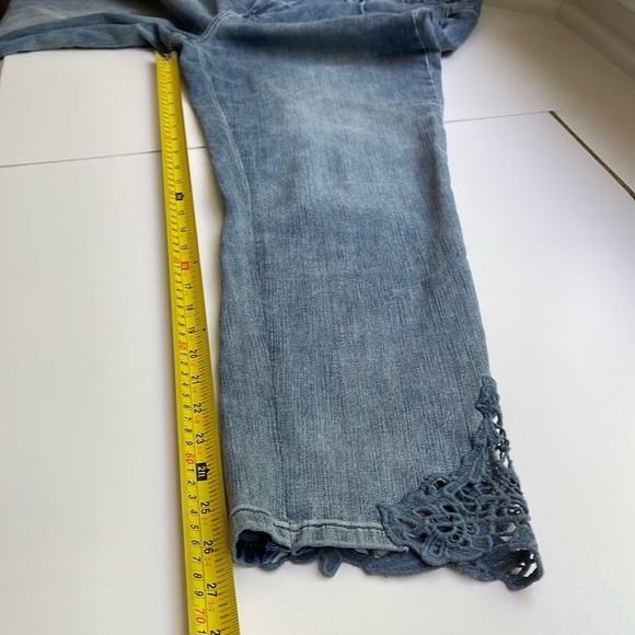 Soft Surroundings Touch of Lace Jeans Light Blue Wash Stretch size 10 - Picture 14 of 15